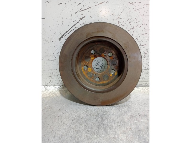 Recambio de disco freno trasero para toyota c-hr hybrid style plus referencia OEM IAM   