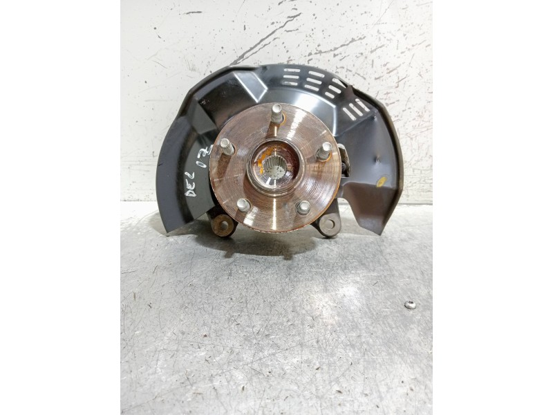 Recambio de mangueta delantera izquierda para toyota c-hr hybrid style plus referencia OEM IAM   