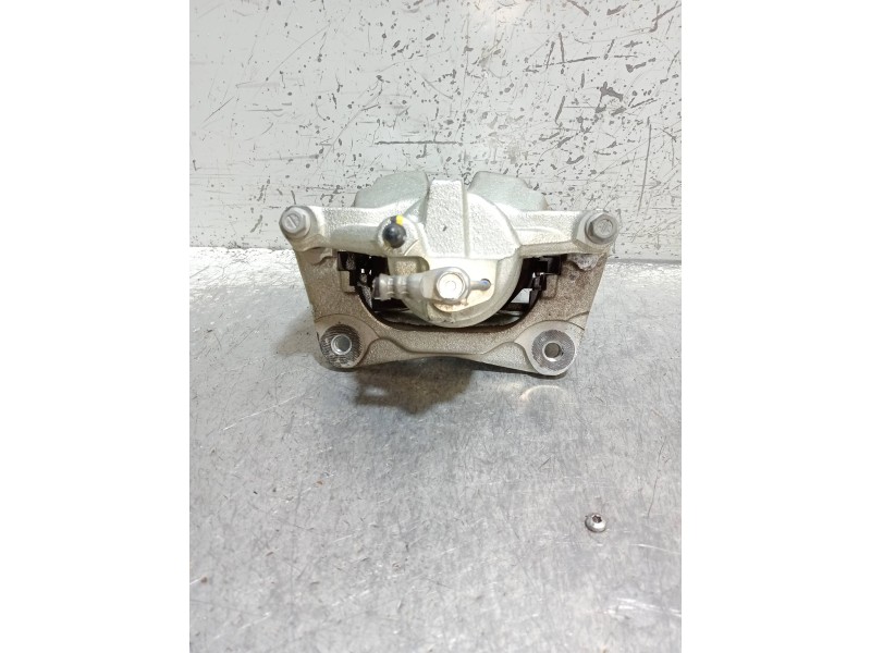 Recambio de pinza freno delantera izquierda para toyota c-hr hybrid style plus referencia OEM IAM   