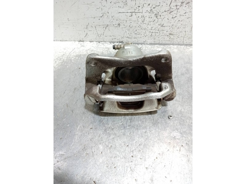 Recambio de pinza freno delantera izquierda para toyota c-hr hybrid style plus referencia OEM IAM   