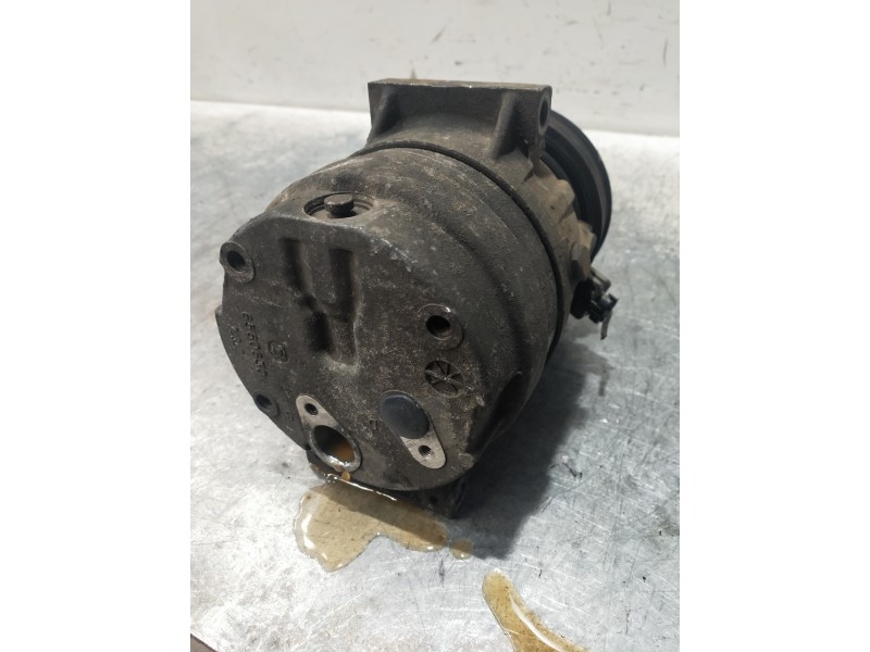 Recambio de compresor aire acondicionado para renault trafic combi (ab 4.01) 29 ln combi9 acristalado referencia OEM IAM 135309 