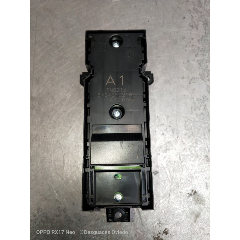 Recambio de mando elevalunas delantero izquierdo para toyota c-hr hybrid style plus referencia OEM IAM 8404002160 TM0216 5P