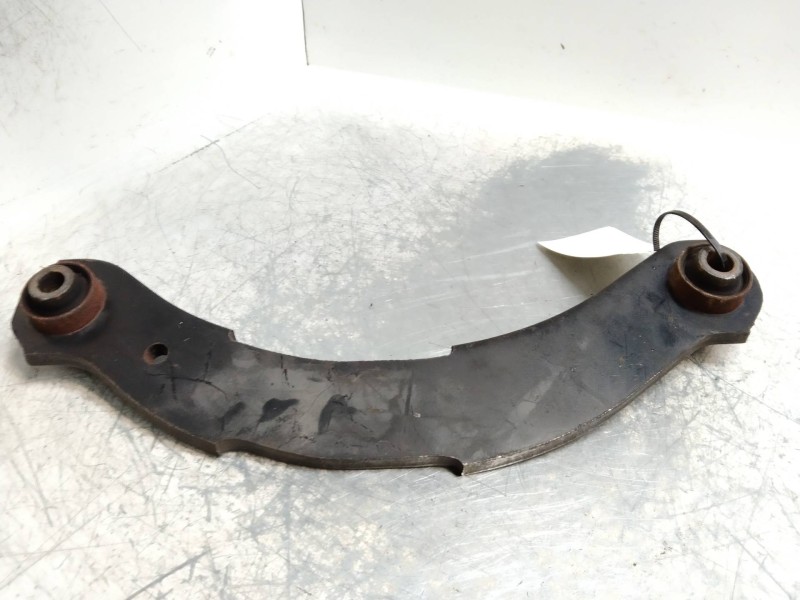 Recambio de brazo suspension superior trasero derecho para mitsubishi lancer berlina (cy0) intense referencia OEM IAM   