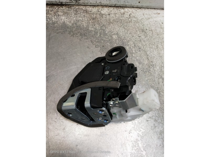 Recambio de motor cierre centralizado trasero izquierdo para toyota c-hr hybrid style plus referencia OEM IAM 00110208  5P
