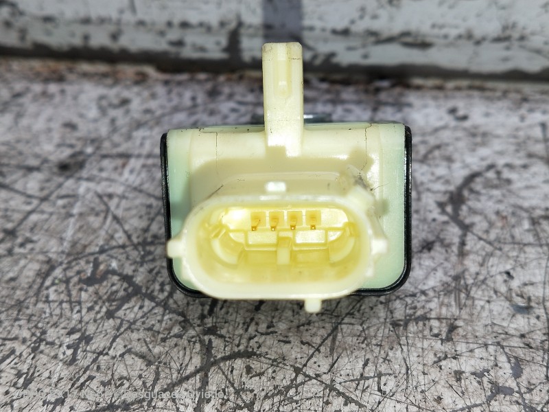 Recambio de sensor para toyota c-hr hybrid style plus referencia OEM IAM 89831F4020 5947NCJU4 AIRBAG