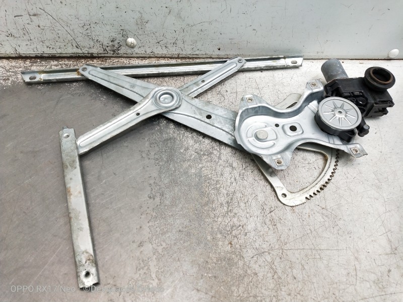 Recambio de elevalunas delantero izquierdo para toyota c-hr hybrid style plus referencia OEM IAM 69820F4010  5P