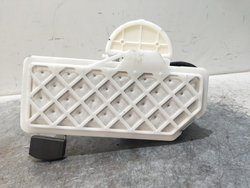 Recambio de bomba combustible para toyota c-hr hybrid style plus referencia OEM IAM 7702002C21  