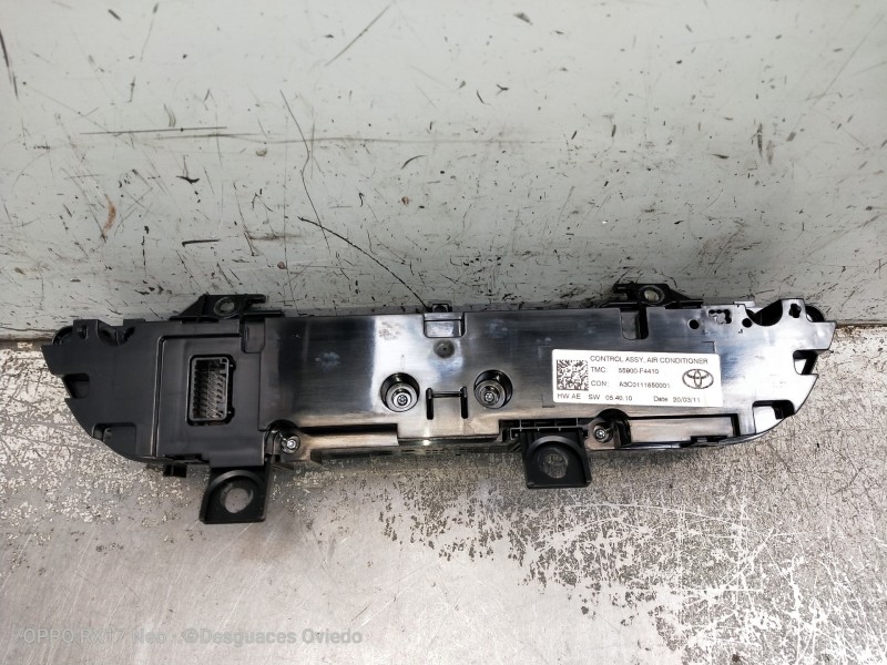 Recambio de mando calefaccion / aire acondicionado para toyota c-hr hybrid style plus referencia OEM IAM 55900F4410 A3C011185000