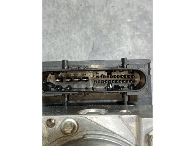 Recambio de abs para renault clio iii confort dynamique referencia OEM IAM 0265282077 8200747140 