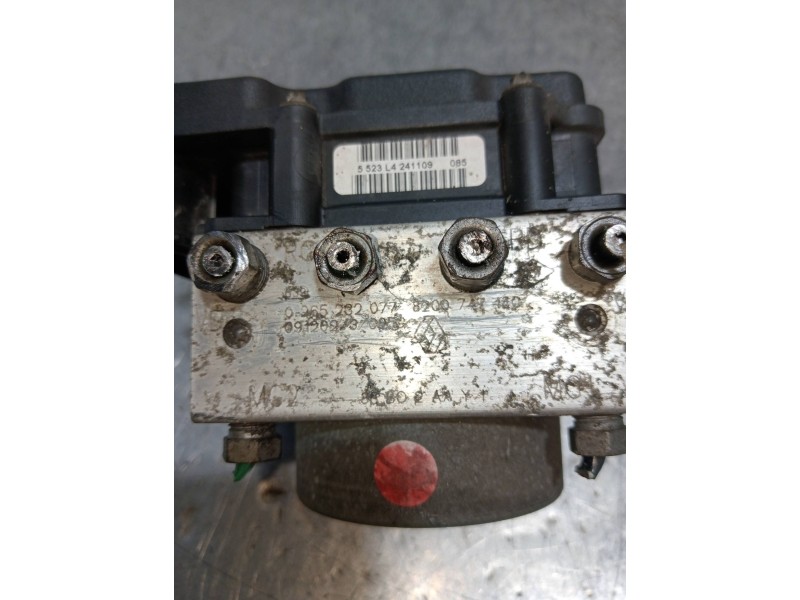 Recambio de abs para renault clio iii confort dynamique referencia OEM IAM 0265282077 8200747140 