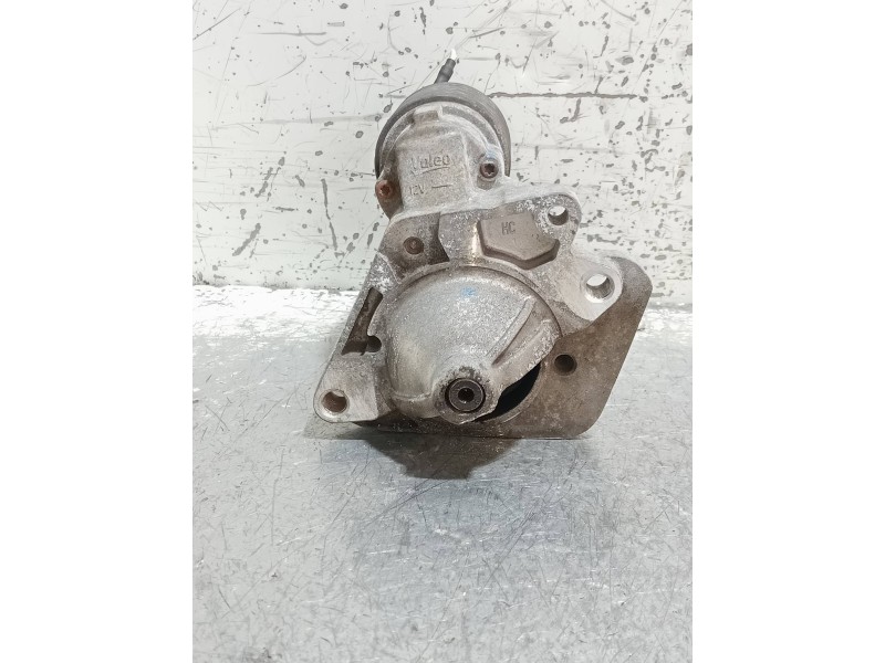 Recambio de motor arranque para renault clio iii confort dynamique referencia OEM IAM 8200836473  VALEO