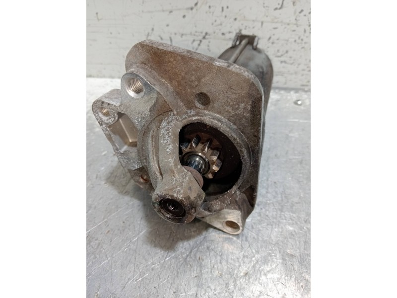 Recambio de motor arranque para renault clio iii confort dynamique referencia OEM IAM 8200836473  VALEO