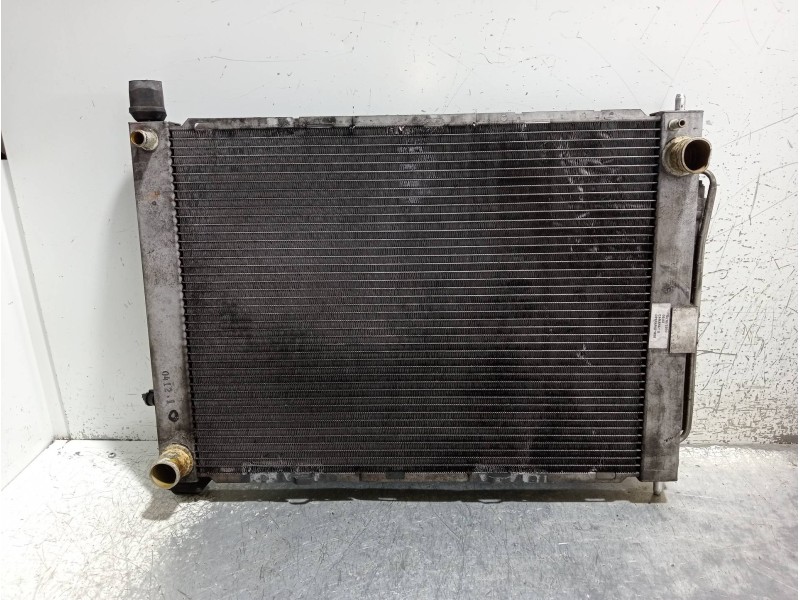 Recambio de radiador agua para renault clio iii confort dynamique referencia OEM IAM 8200688390  