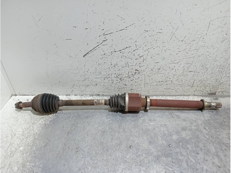 Recambio de transmision delantera derecha para renault clio iii confort dynamique referencia OEM IAM 8200499586  