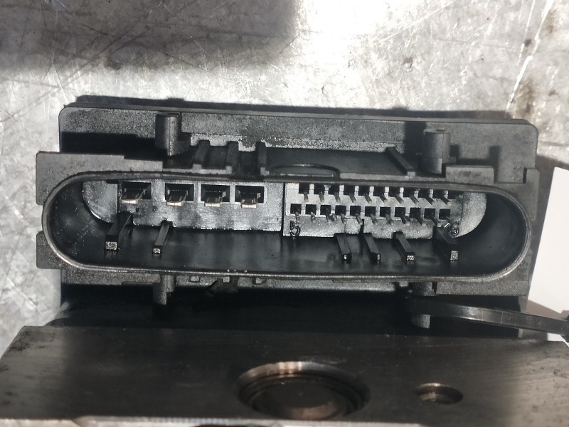 Recambio de abs para renault scenic ii confort authentique referencia OEM IAM 8200038695 0265231300 0265800300