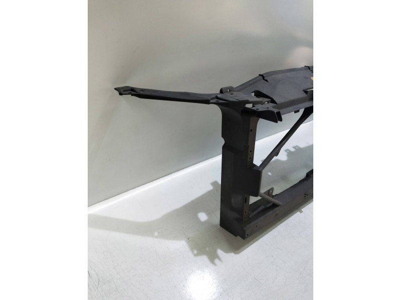 Recambio de panel frontal para mazda 6 berlina (gg) 2.0 diesel cat referencia OEM IAM   