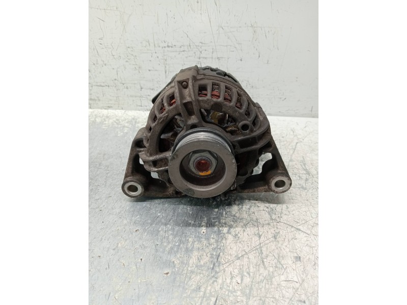 Recambio de alternador para opel corsa c joy referencia OEM IAM 0124225018 24437119 