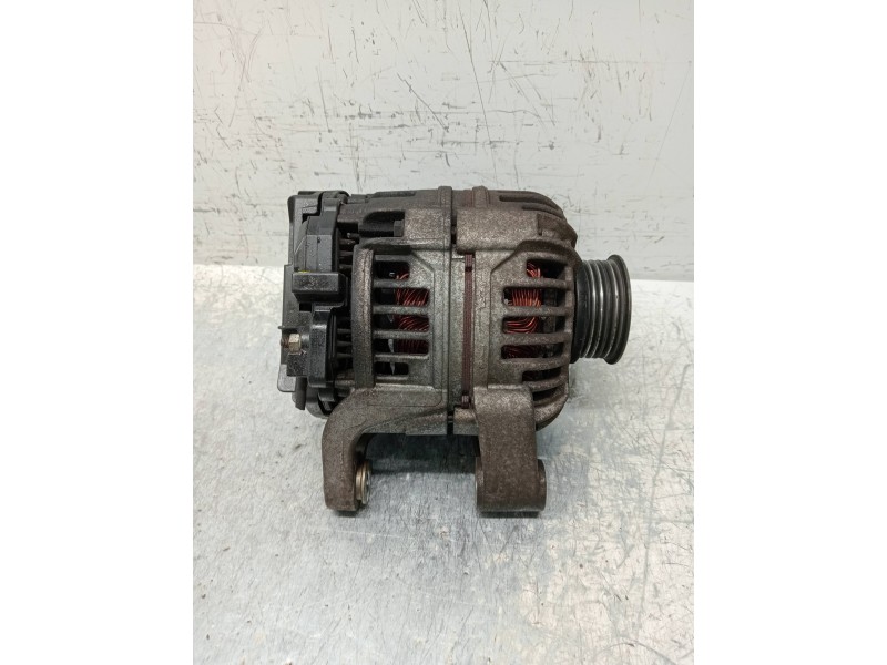 Recambio de alternador para opel corsa c joy referencia OEM IAM 0124225018 24437119 