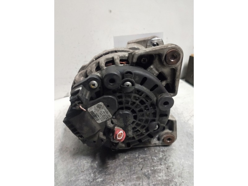 Recambio de alternador para renault clio iv limited referencia OEM IAM 231006007R  