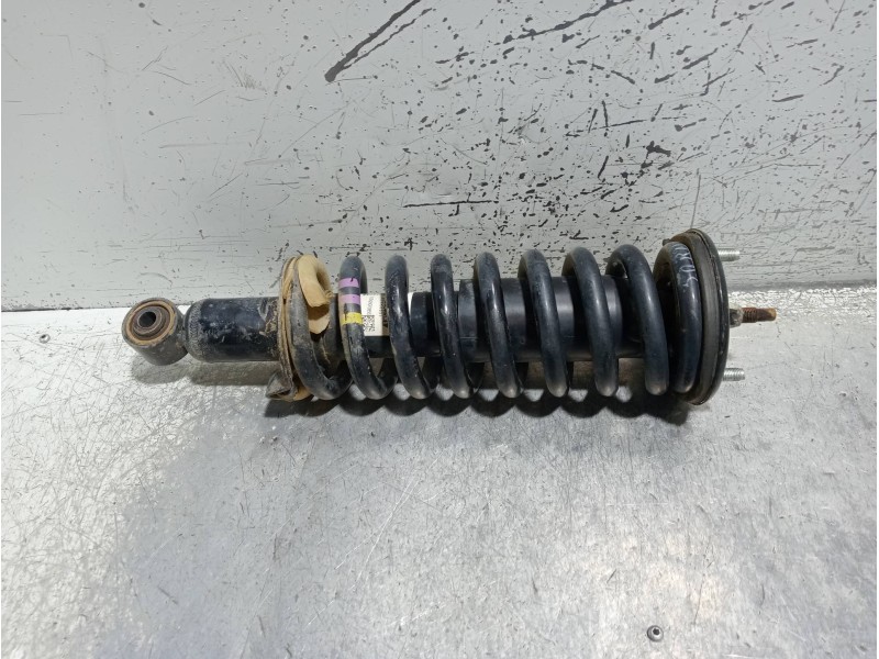 Recambio de amortiguador delantero derecho para nissan navara pick-up d23 2.3 dci referencia OEM IAM 561105JU1A  