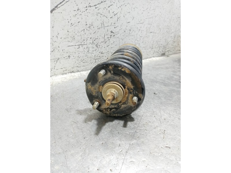 Recambio de amortiguador delantero izquierdo para nissan navara pick-up d23 2.3 dci referencia OEM IAM 561105JU1A  