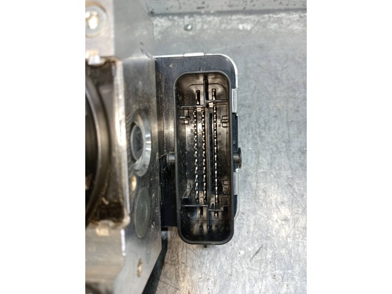 Recambio de abs para nissan navara pick-up d23 2.3 dci referencia OEM IAM 28517402003 06210922563 0621263564 06262339251