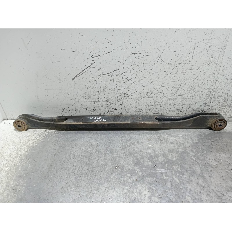 Recambio de brazo suspension inferior trasero derecho para nissan navara pick-up d23 2.3 dci referencia OEM IAM   