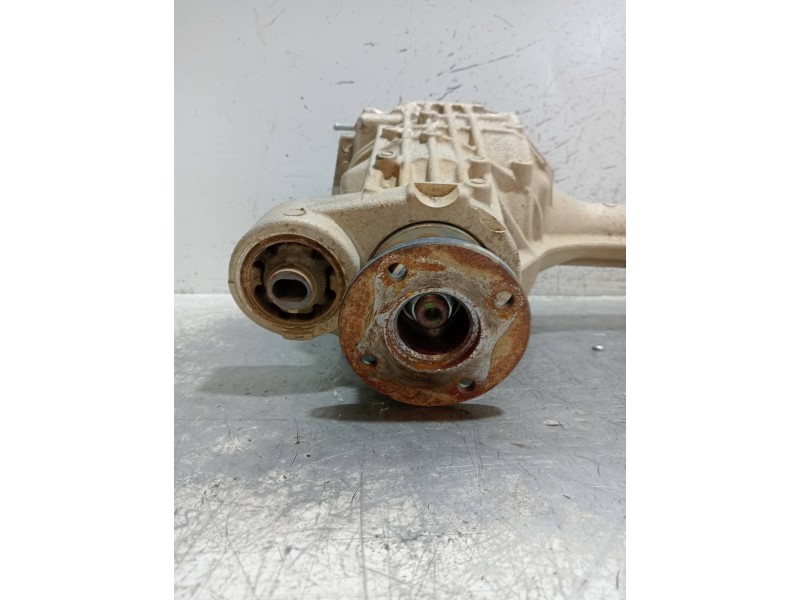 Recambio de diferencial delantero para nissan navara pick-up d23 2.3 dci referencia OEM IAM 320A8076  