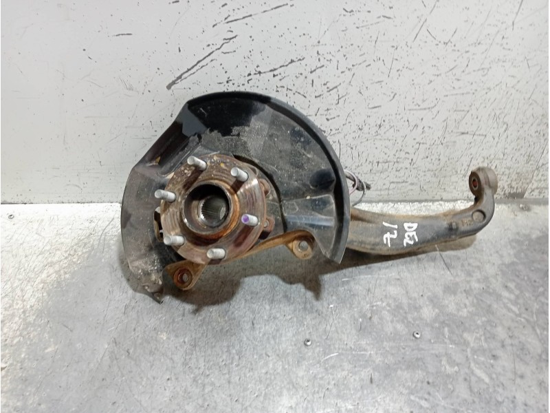 Recambio de mangueta delantera izquierda para nissan navara pick-up d23 2.3 dci referencia OEM IAM   