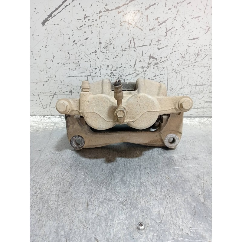 Recambio de pinza freno delantera derecha para nissan navara pick-up d23 2.3 dci referencia OEM IAM 82241M06  