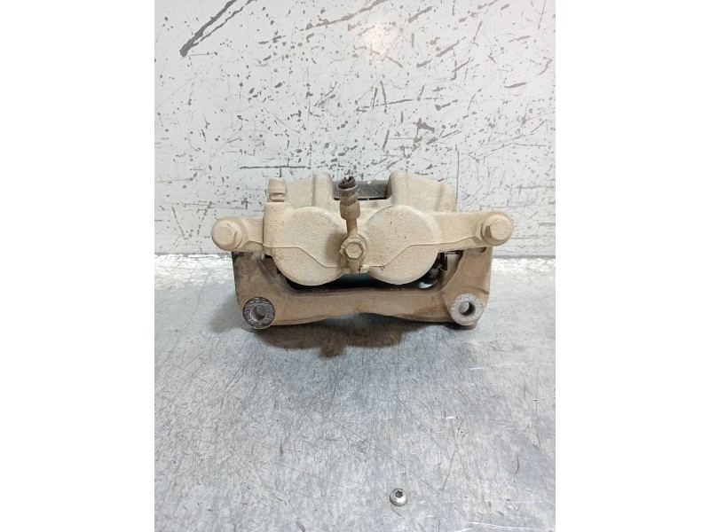 Recambio de pinza freno delantera derecha para nissan navara pick-up d23 2.3 dci referencia OEM IAM 82241M06  