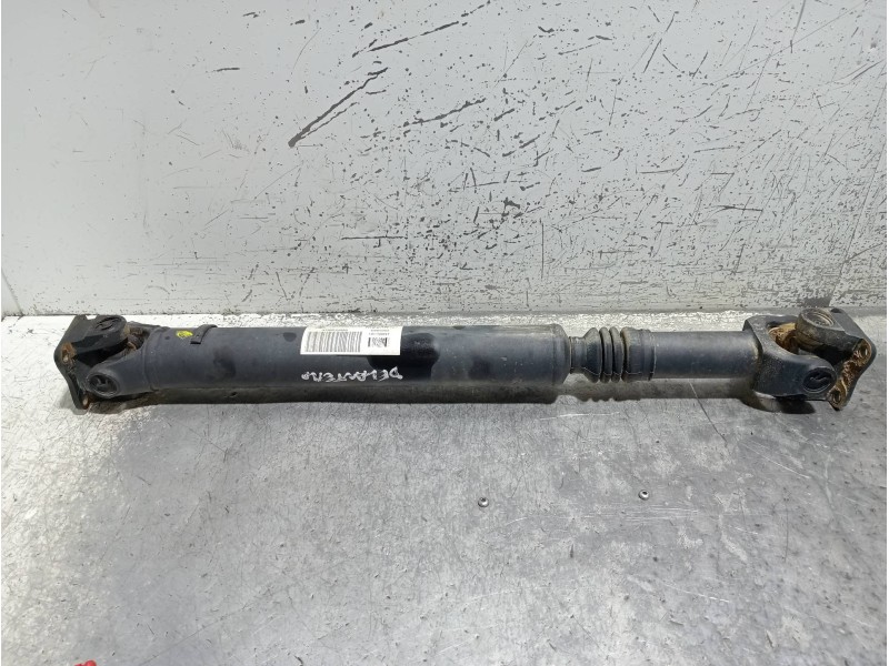 Recambio de transmision central delantera para nissan navara pick-up d23 2.3 dci referencia OEM IAM 372004JA0A 10003743 19115065