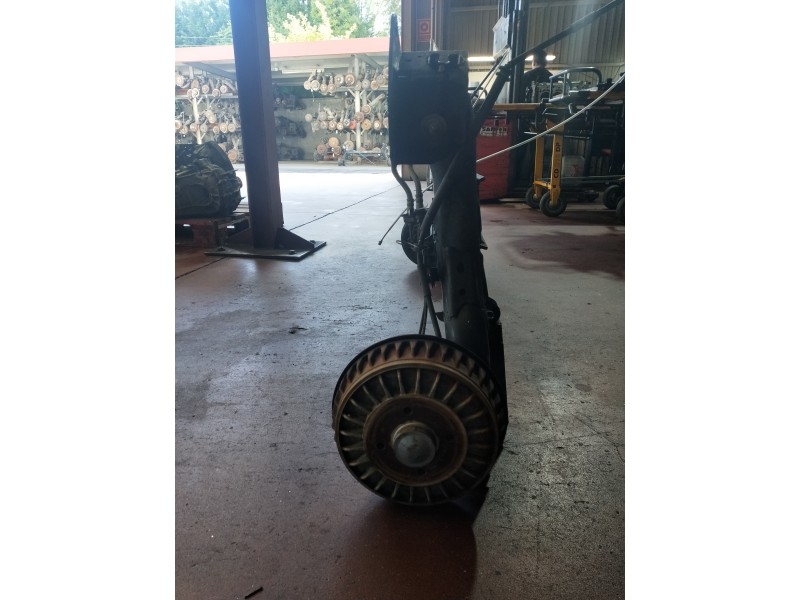 Recambio de puente trasero para renault kangoo profesional referencia OEM IAM   ABS