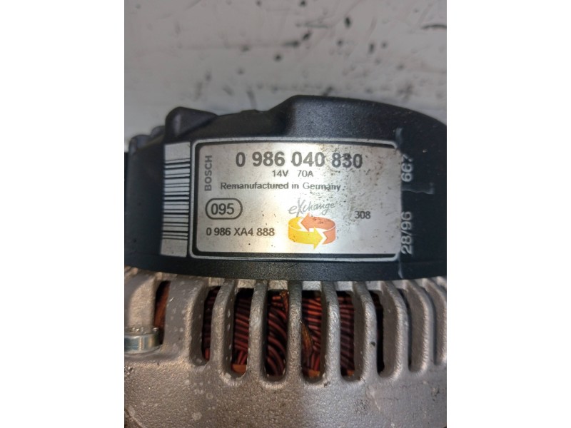 Recambio de alternador para honda accord berlina (cc/ce) 2.2 vtec (ce9) referencia OEM IAM 0986040830  BOSCH