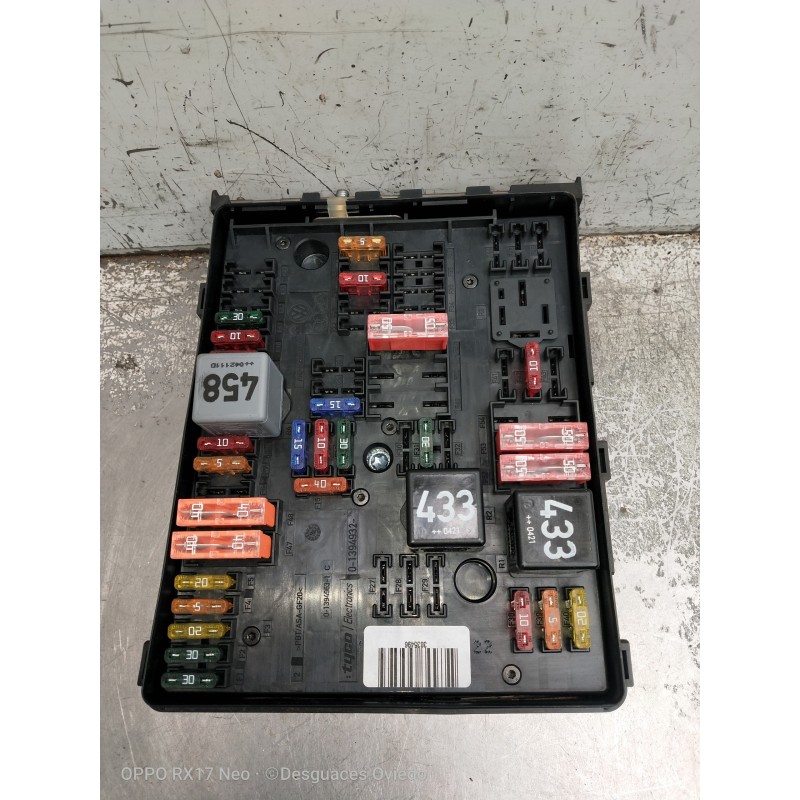 Recambio de caja reles / fusibles para audi a3 (8p) 1.9 tdi ambiente referencia OEM IAM 013949631C 01394932 