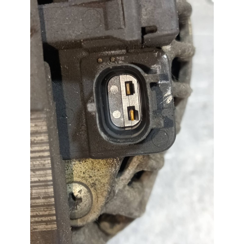 Recambio de alternador para jeep gr.cherokee (wj/wg) 2.7 crd laredo referencia OEM IAM 0124515084 A0121544802 