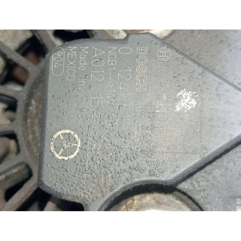 Recambio de alternador para jeep gr.cherokee (wj/wg) 2.7 crd laredo referencia OEM IAM 0124515084 A0121544802 