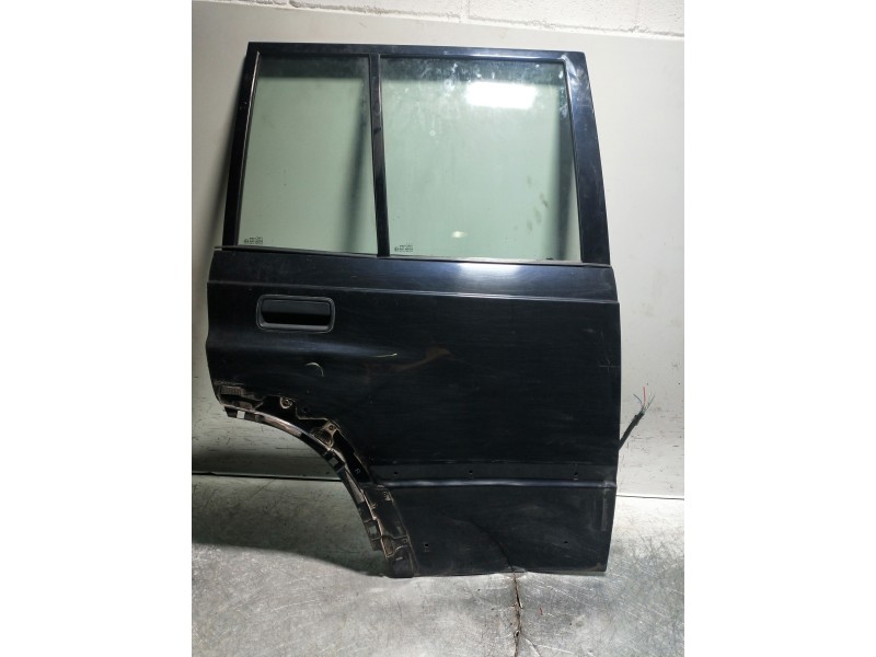 Recambio de puerta trasera derecha para santana 350 1.6 hdi referencia OEM IAM   