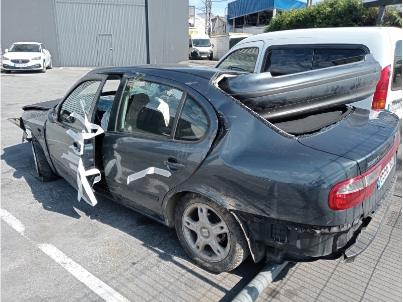 seat toledo (1m2) del año 2001