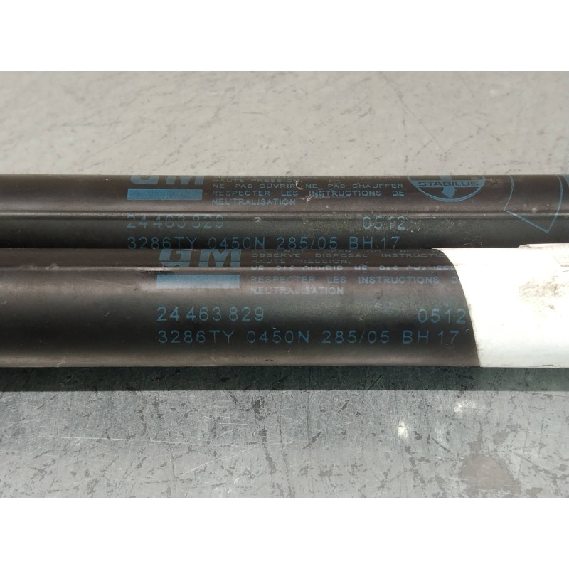 Recambio de amortiguadores maletero / porton para opel astra h ber. cosmo referencia OEM IAM 24463829  450N
