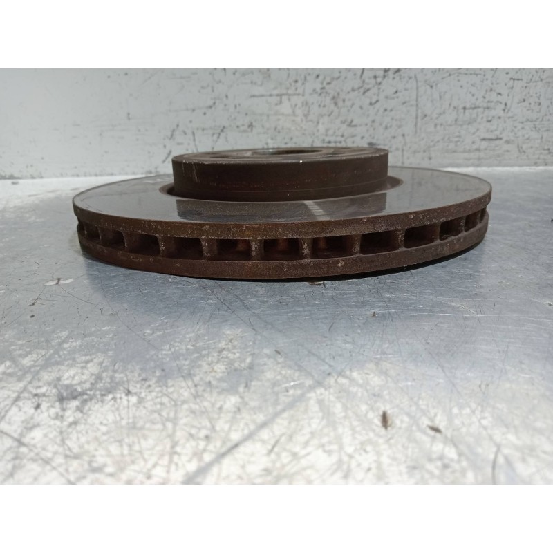 Recambio de disco freno delantero para mercedes clase a (w176) a 180 cdi blueefficiency (176.000) referencia OEM IAM    Recambio de disco freno delantero para mercedes clase a (w176) a 180 cdi blueefficiency (176.000) referencia OEM IAM