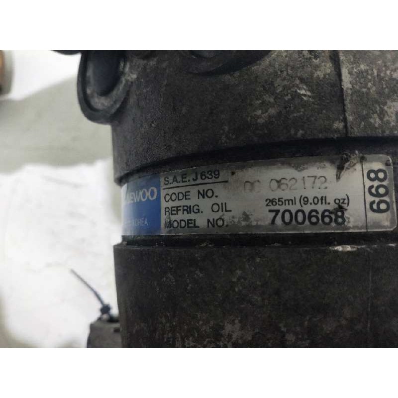Recambio de compresor aire acondicionado para daewoo nubira berlina 2.0 cat referencia OEM IAM 700668 00062172 