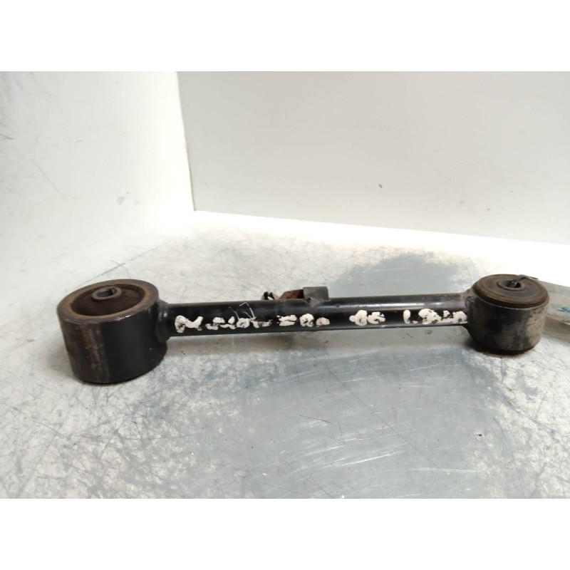Recambio de brazo suspension superior trasero derecho para mitsubishi montero pinin (h60/h70) 1800 gdi (3-ptas.) referencia OEM 