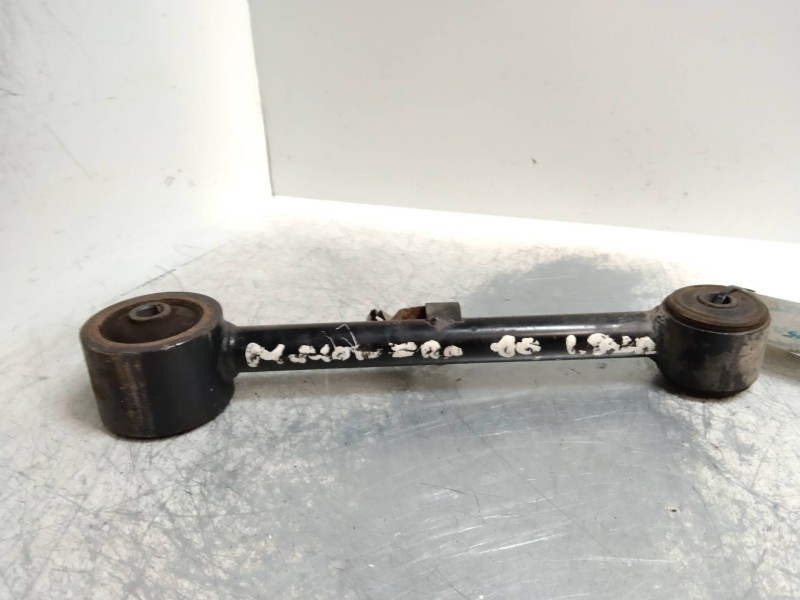 Recambio de brazo suspension superior trasero derecho para mitsubishi montero pinin (h60/h70) 1800 gdi (3-ptas.) referencia OEM 