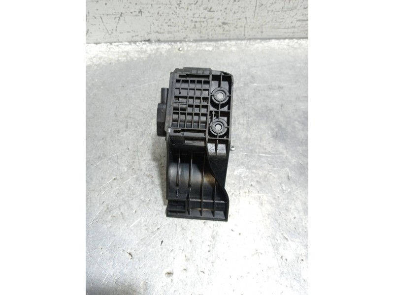 Recambio de potenciometro pedal para mercedes clase c (w204) lim. c 180 cdi blueefficiency (204.000) referencia OEM IAM   
