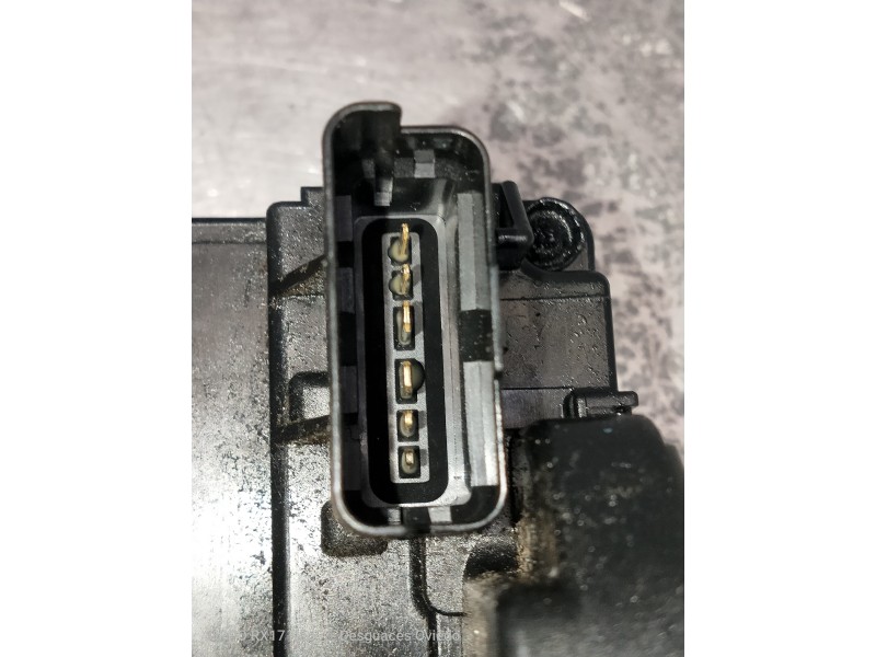 Recambio de motor cierre centralizado delantero izquierdo para nissan navara pick-up d23 2.3 dci referencia OEM IAM   4P