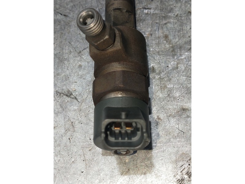 Recambio de inyector para lancia lybra berlina 1.9 jtd referencia OEM IAM 0445110002  BOSCH