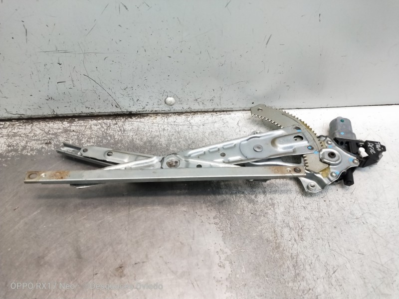 Recambio de elevalunas trasero derecho para nissan navara pick-up d23 2.3 dci referencia OEM IAM 827303SB0B 902040 4P