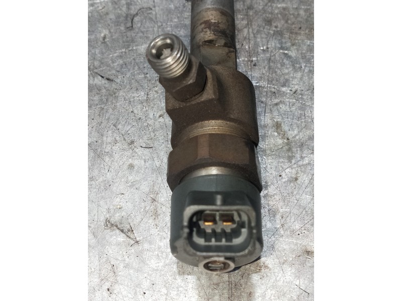 Recambio de inyector para lancia lybra berlina 1.9 jtd referencia OEM IAM 0445110002  BOSCH