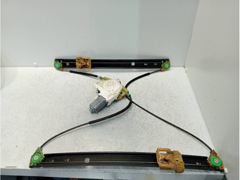 Recambio de elevalunas delantero derecho para audi q7 (4l) 3.0 tdi (176kw) referencia OEM IAM 4L0837462A  